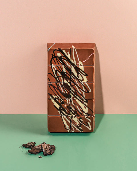 Dubai Cookies N Cream Knafeh Chocolate Bar