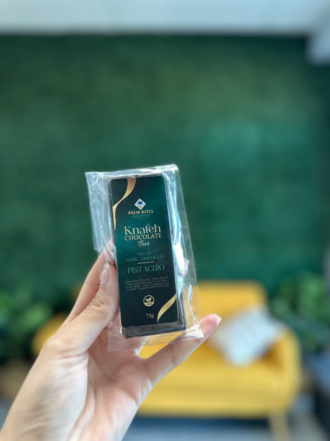 Dubai Vegan Pistachio Knafeh Chocolate Bar